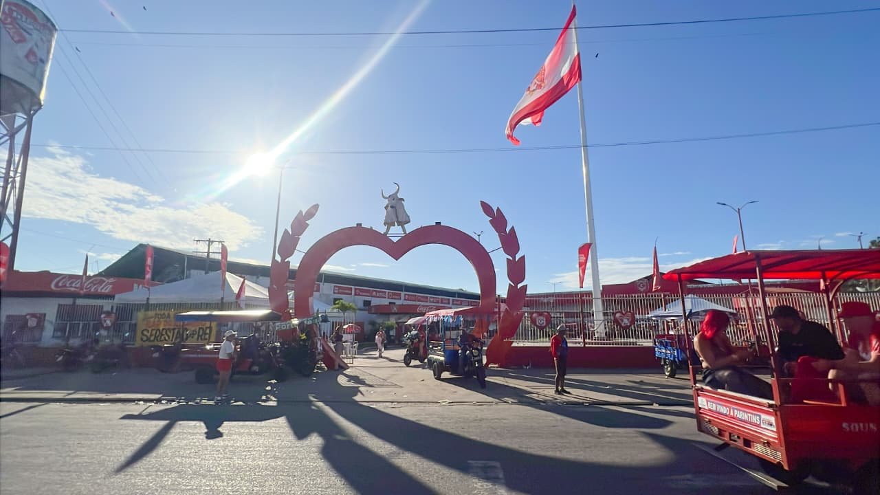 Justiça barra leilão da sede do Garantido e mantém imóvel como espaço cultural de Parintins