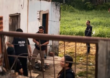 Homem condenado por homicídio e outro suspeito de tentativa de feminicídio são presos em Itacoatiara
