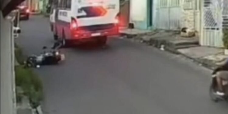 Justiça condena Prefeitura de Manaus a pagar R$ 151,8 mil a motociclista que perdeu braço em acidente