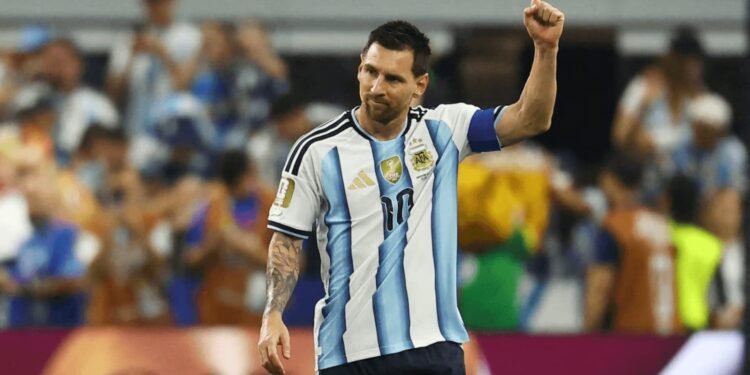 Após 20 anos, Messi anuncia aposentadoria da Seleção Argentina
