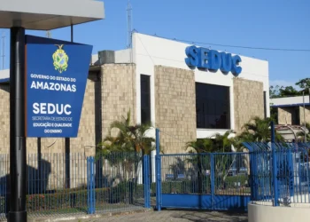 Seduc-AM anuncia concurso público com mais de 7 mil vagas para profissionais da educação no Amazonas