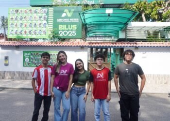 estudantes parintins
