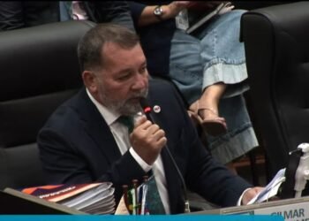 Fogo amigo? Gilmar Nascimento critica práticas da prefeitura ao defender projeto sobre concursos