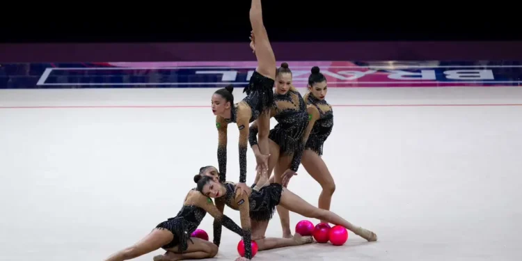 Ginástica rítmica: Brasil é bronze e garante vaga em Los Angeles 2028
