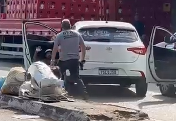 Investigador da Polícia Civil é flagrado atirando contra motorista após acidente em Manaus