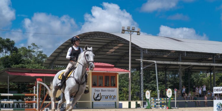 Salta Manaus realiza quarta etapa com provas válidas pelo ranking estadual de hipismo