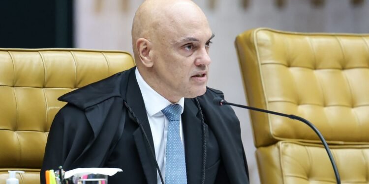Moraes se declara impedido em ação sobre ida de sua esposa ao Senado