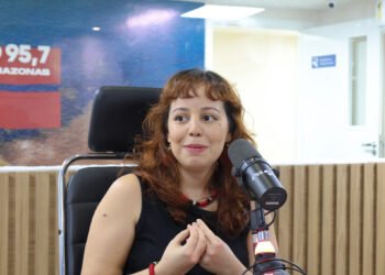Juliana Frota defende mais concursos e critica atrasos de salários na Saúde do Amazonas