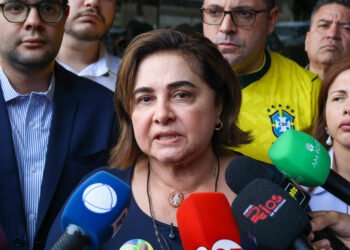 Maria do Carmo cobra investigação no MPAM e nega vínculo com tráfico após acusações; ‘Nunca tive medo de enfrentar bandidos’