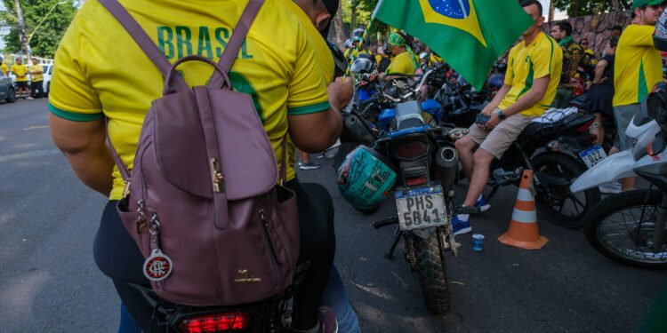 Eleições na Rios: pode votar com camisa de candidato? Veja as regras