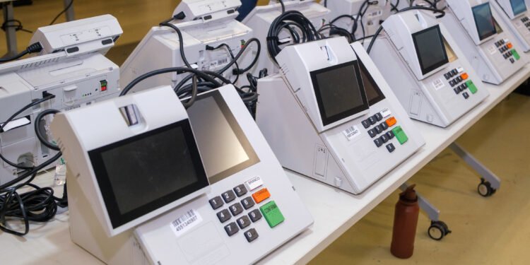 Eleições na Rios: veja o horário e o que levar para votar no Amazonas