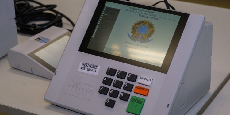 Eleições na Rios: prepare sua colinha e saiba a ordem dos votos na urna