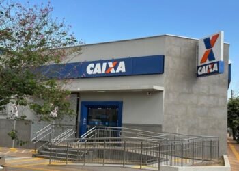 Em greve, trabalhadores acusam Caixa de ameaçar retirada de direitos após rejeição de proposta