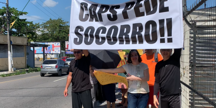Caps manifestação