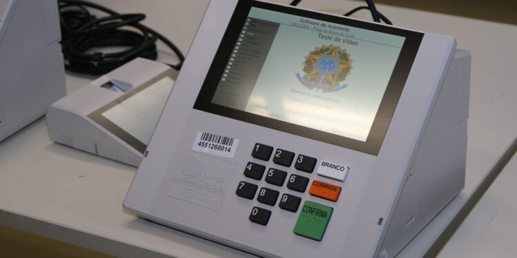 Candidatos não poderão ser presos a partir deste sábado