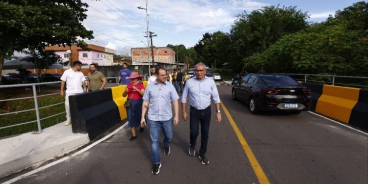 Roberto Cidade entrega apenas três de 50 pontes prometidas para Manaus