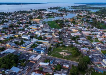 Vazante e altas temperaturas desafiam logística do TRE-AM para as eleições