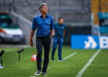 Renato Gaúcho retorna ao Grêmio e inicia quinta passagem como técnico