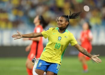 Sem Marta, Arthur Elias convoca Seleção Brasileira feminina para amistosos contra Argentina