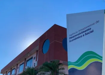 TRE-AM barra transferência de 19 servidores para o interior durante período eleitoral