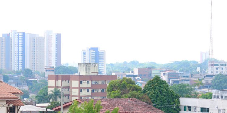 impactos da fumaça - (Foto: Tunico Santos - Rios de Notícias)