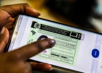 CNH vencida entre junho e setembro tem validade extra até dezembro