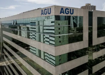 AGU pede 72 horas para se manifestar sobre ações para liberar bets