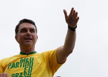 flavio-bolsonaro (2)