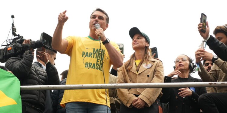 flavio-bolsonaro (3)