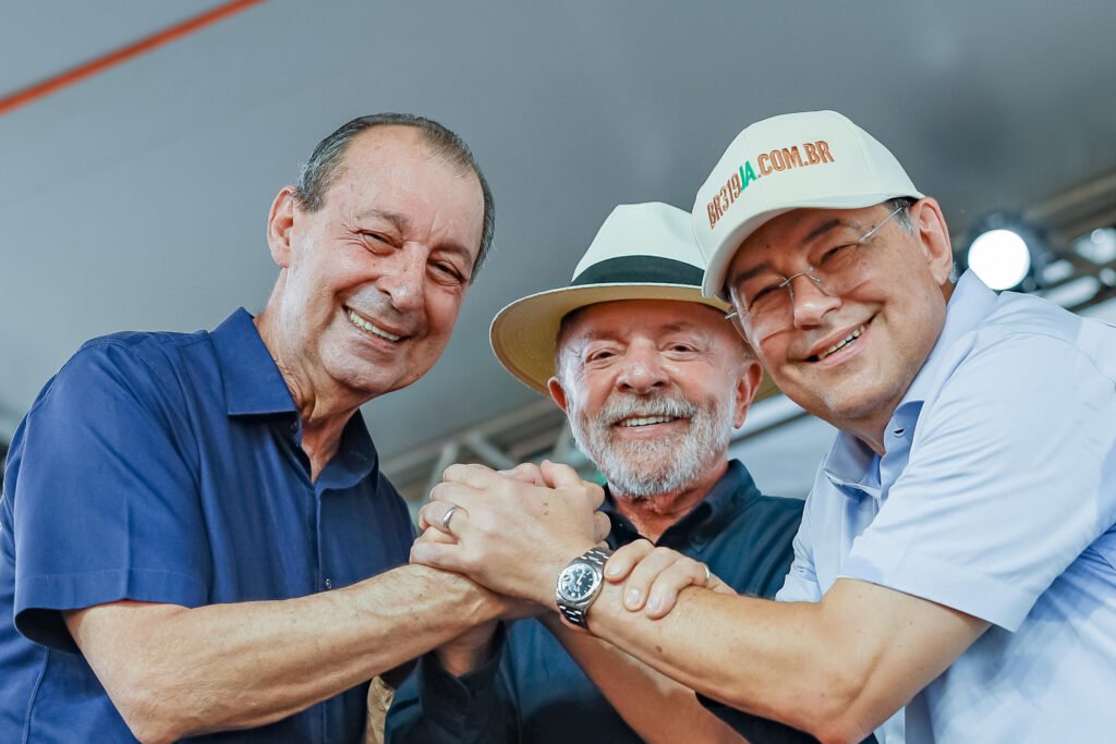26.05.2026 - Anúncio de entrega de unidades habitacionais do Re