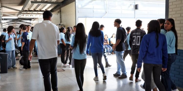 Pé-de-Meia: pagamento da sétima parcela começa nesta segunda