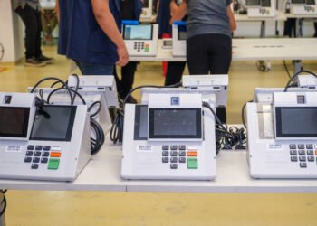 STF amplia horário de votação até as 19h em todo o Brasil