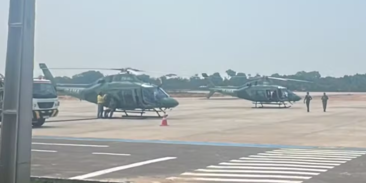 Helicópteros enviados pelo governo federal pousam em Manaus para reforçar combate às queimadas