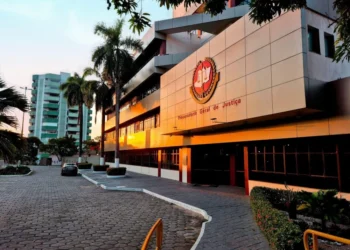 Ministério Público cobra documentos sobre compra de R$ 650 mil em cestas básicas em Humaitá