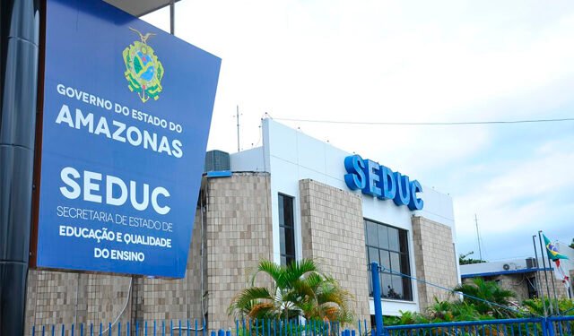 MP cobra da Seduc explicações sobre salário de professores com jornada de 20 horas semanais