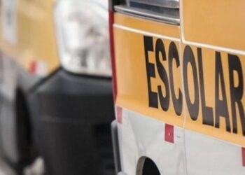 Defensoria cobra Seduc e 17 municípios após denúncias de superlotação no transporte escolar