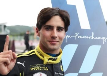 Brasileiro Rafael Câmara é anunciado pela Haas para a temporada 2027 da F1