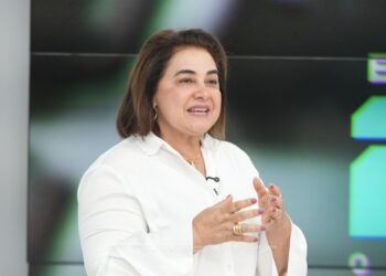 Professora Maria do Carmo agradece mais de 750 mil votos e parabeniza Omar Aziz pela vitória nas eleições: ‘enfrentamos um sistema poderoso’
