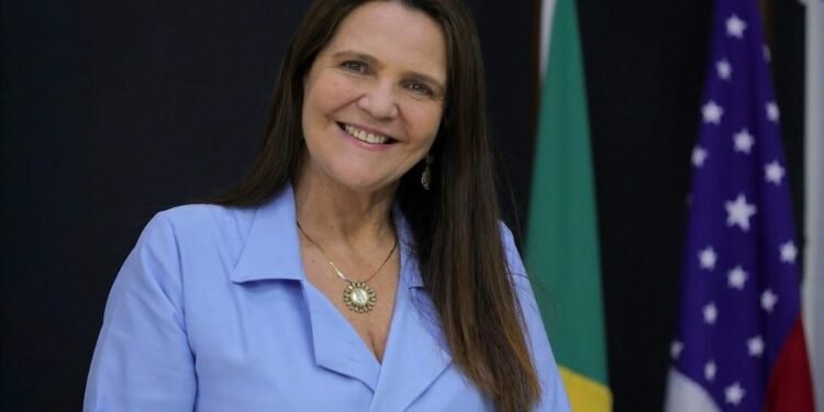 Mônica Santaella assume Secom do Governo do Amazonas após saída de Josi Gomes