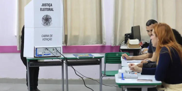 MPT registra quase 2 mil denúncias de assédio eleitoral no Brasil