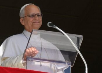 Papa está internado para retirada de nódulo no pulmão