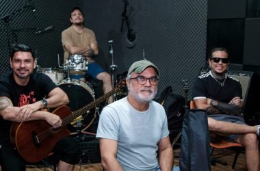 Com quase 30 anos de carreira, banda Espantalho reúne formação original para show acústico inédito no Teatro Amazonas - (Foto: Luiz André Nascimento/ Rios de Notícias)