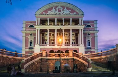 Teatro Amazonas recebe título de Patrimônio Mundial da Unesco em marco histórico para a cultura amazônica (Foto: Luiz André Nascimento/Rios de Notícias)
