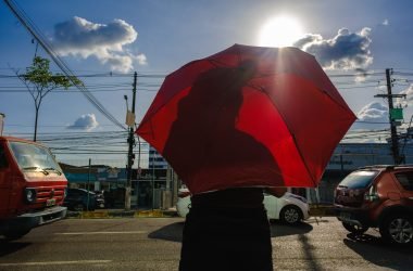 Manaus tem dia mais quente do ano com temperatura de 37,3°C - (Foto: Luiz André Nascimento/Rios de Notícias)