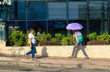 Em menos de 24h, Manaus bate novo recorde de calor - (Foto: Luiz André Nascimento/ Rios de Notícias)