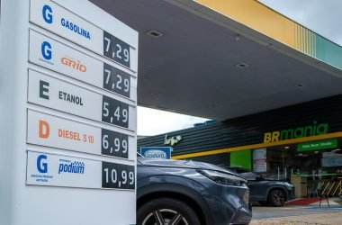 Aumento no preço da gasolina em Manaus provoca reação na CMM e do Procon-AM