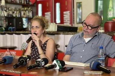 Bar do Armando enfrenta despejo e mobiliza apoio popular em defesa da memória de Manaus