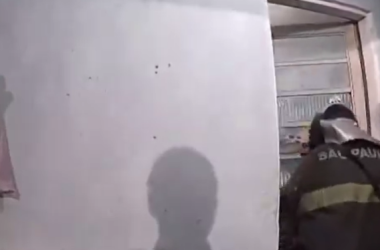 Explosão em residência fere cinco policiais durante atendimento a ocorrência  - (Frame: Reprodução/ Redes sociais)