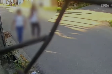 Homem é preso por tentativa de roubo contra duas adolescentes a caminho da escola em Manaus - (Foto:  Reprodução/Redes sociais)