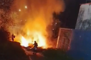 ‘Não vem aqui só querer pedir voto não’, diz morador ao registrar incêndio na zona Leste de Manaus - (Foto: Reprodução/Redes sociais)